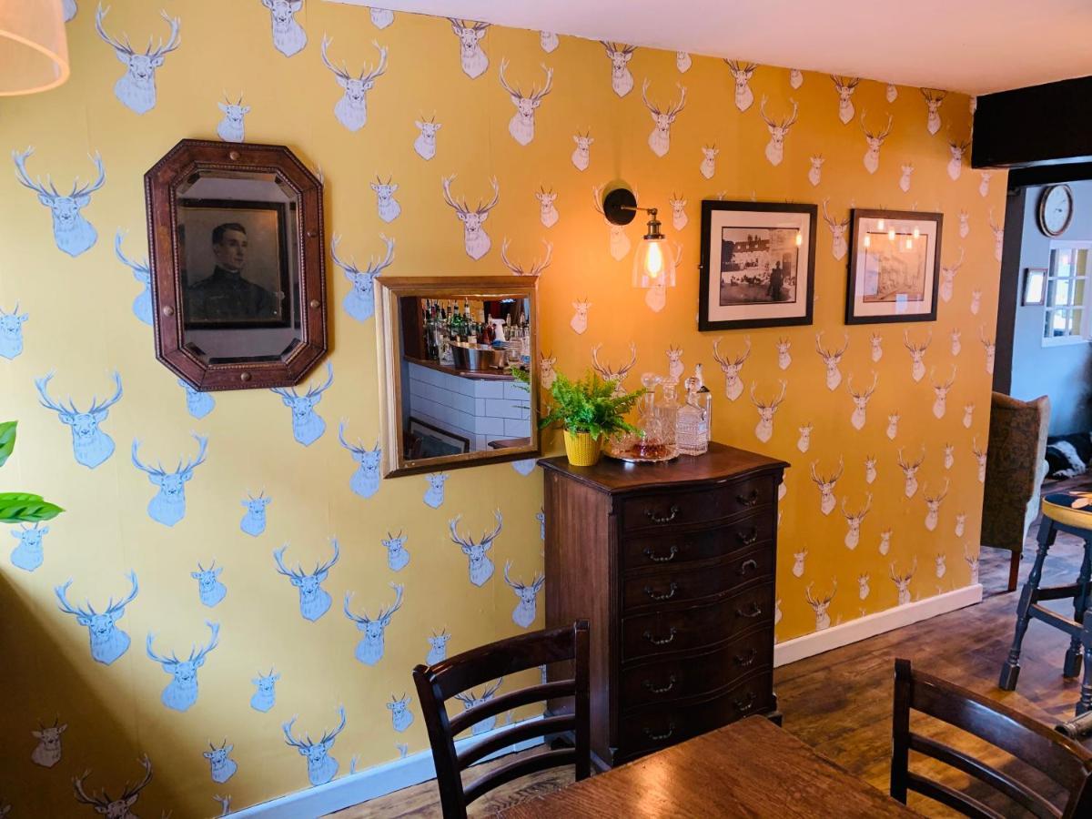 The Swan Inn Midhurst Ngoại thất bức ảnh