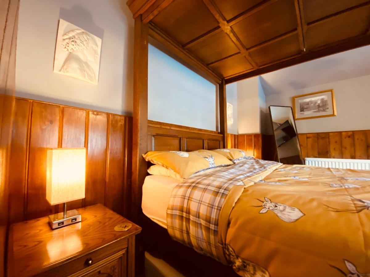 The Swan Inn Midhurst Phòng bức ảnh