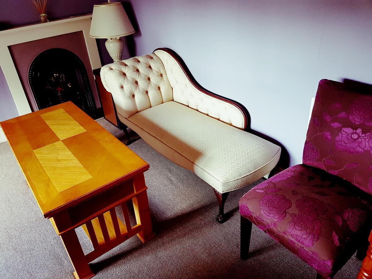 The Swan Inn Midhurst Ngoại thất bức ảnh